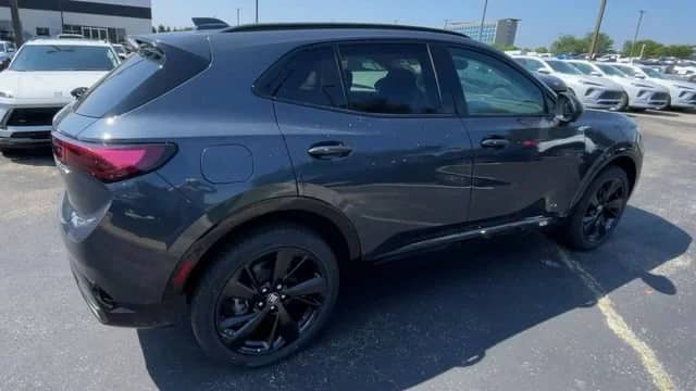 2026 Buick Envision - Image 2