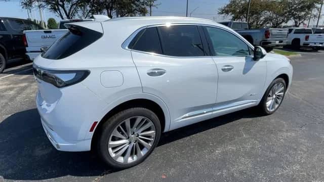 2026 Buick Envision - Image 2