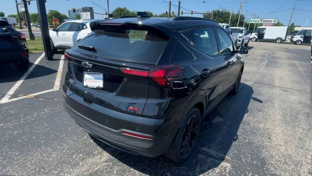 2027 Chevrolet Bolt - Image 2
