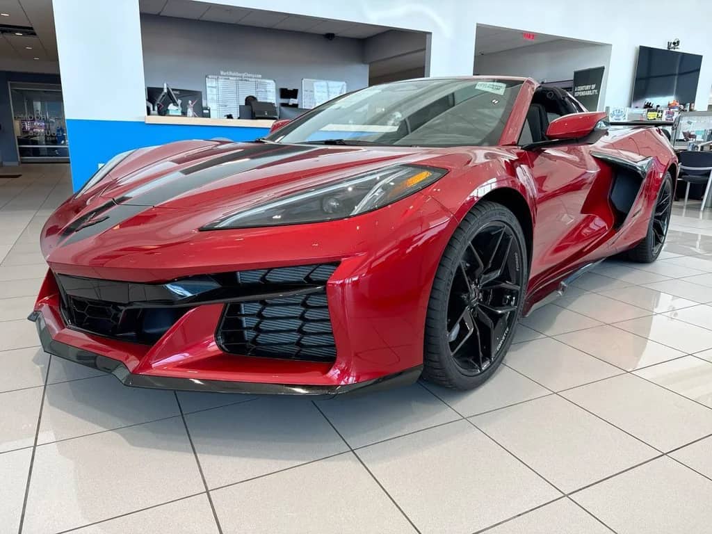2027 Chevrolet Corvette - Image 2