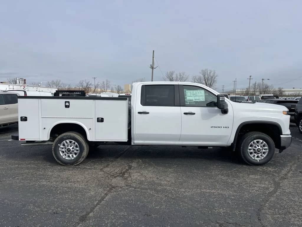 2026 Chevrolet Silverado 2500HD - Image 2