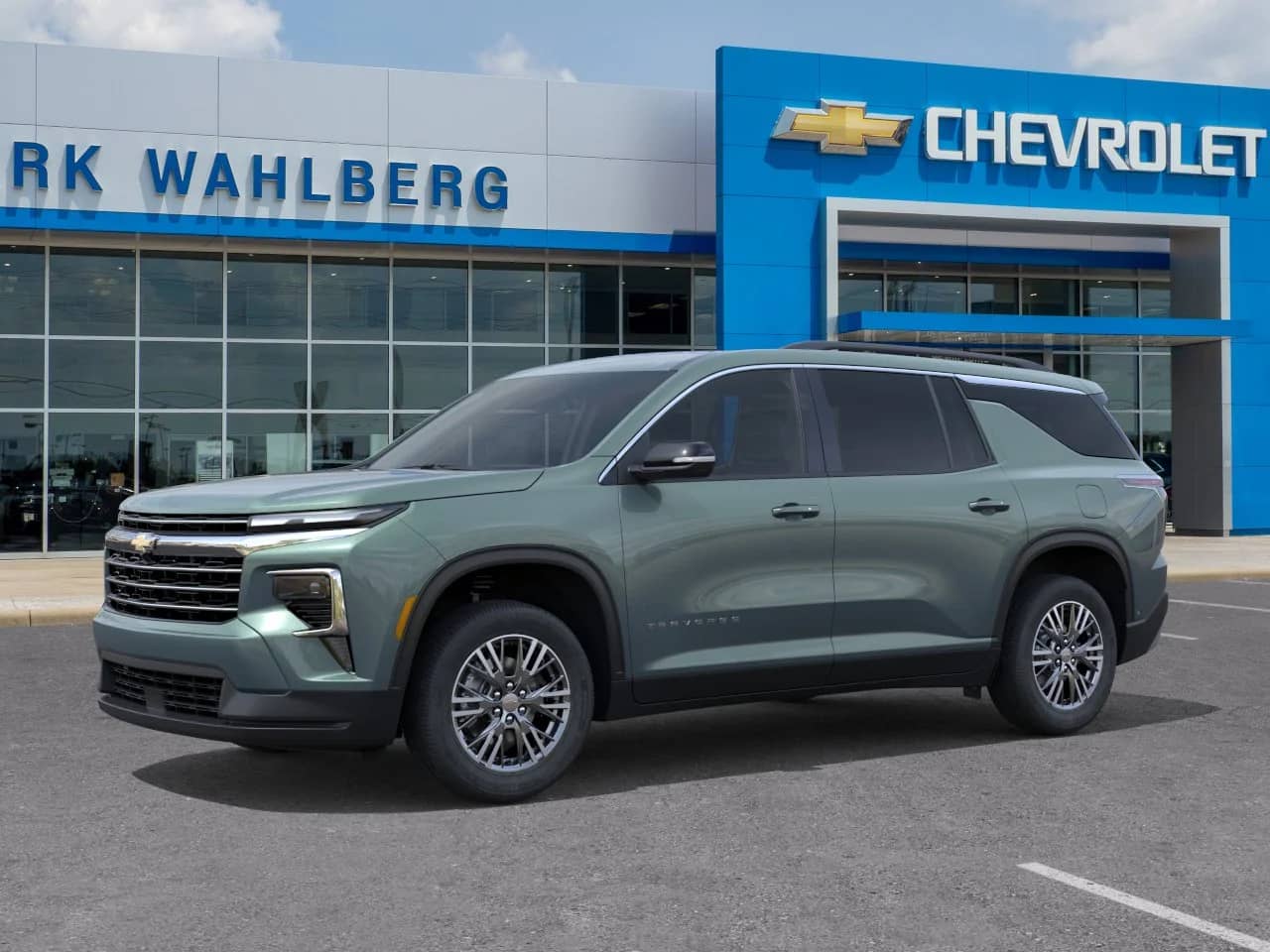2027 Chevrolet Traverse - Image 3