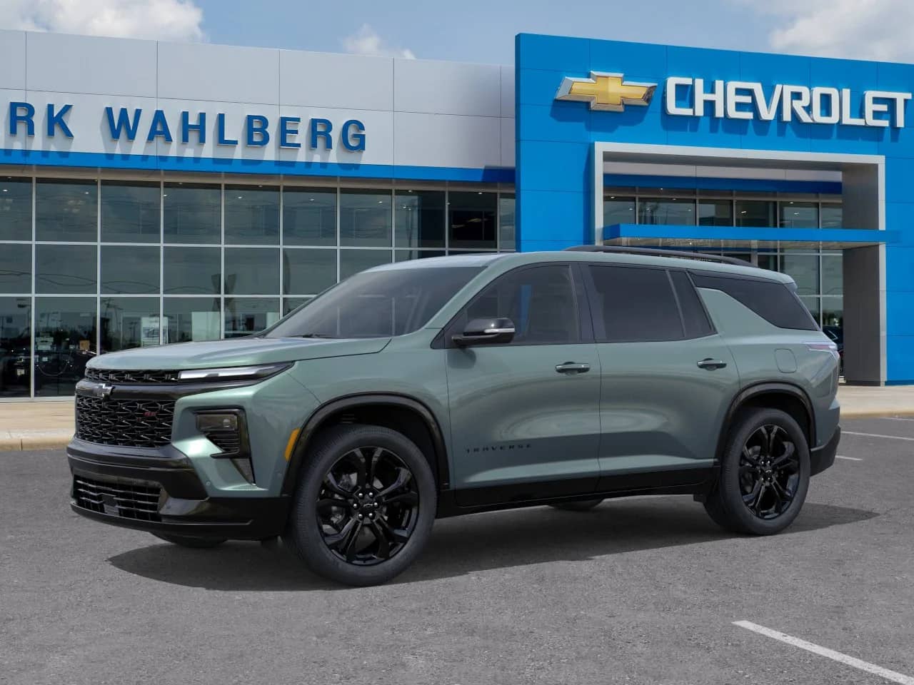 2027 Chevrolet Traverse - Image 3