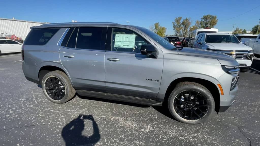2027 Chevrolet Tahoe - Image 3