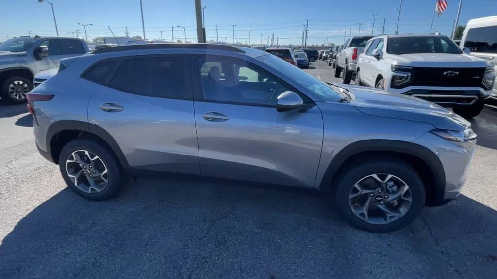 2026 Chevrolet Trax - Image 3