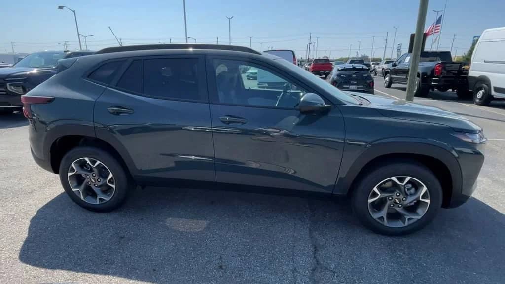 2026 Chevrolet Trax - Image 3