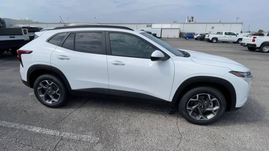 2026 Chevrolet Trax - Image 3