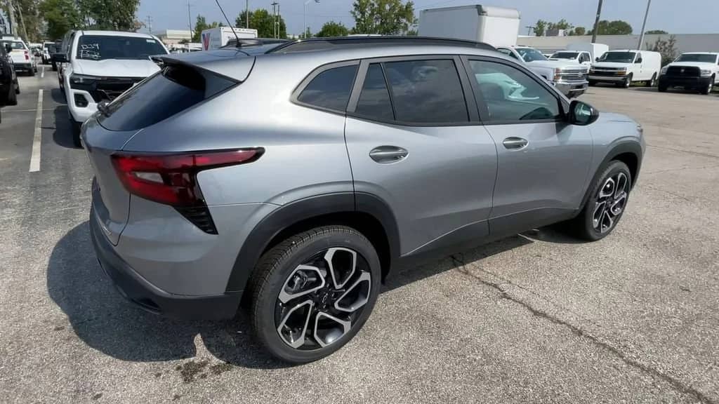 2026 Chevrolet Trax - Image 2