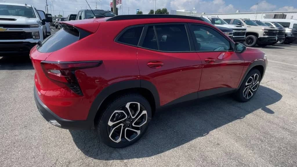2026 Chevrolet Trax - Image 2