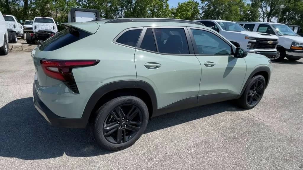 2026 Chevrolet Trax - Image 2