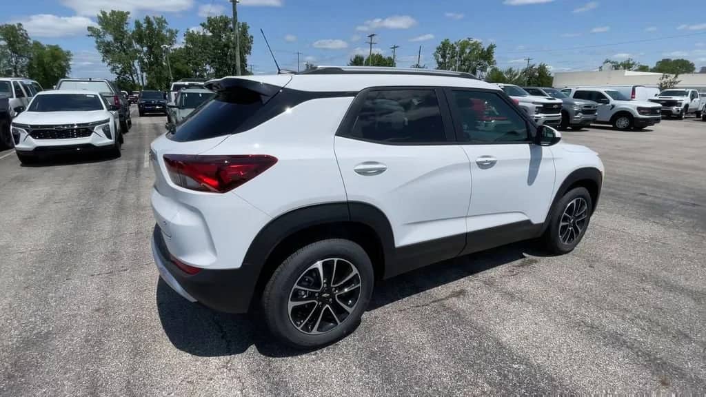 2026 Chevrolet Trailblazer - Image 2