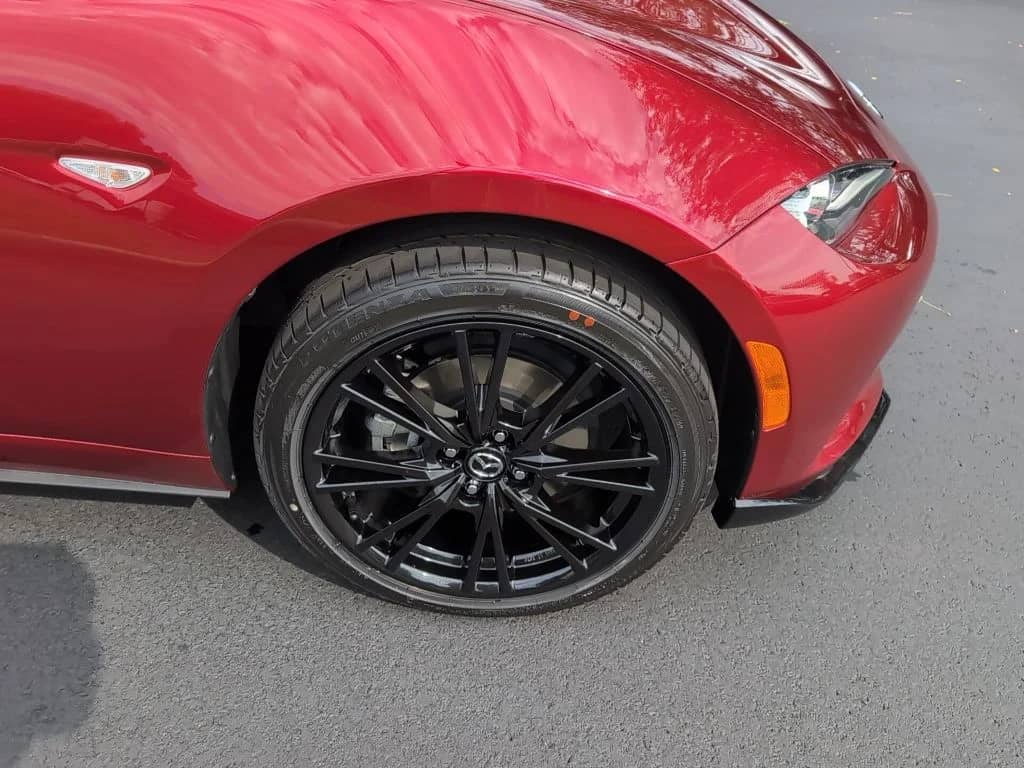 2026 Mazda MX-5 Miata - Image 3
