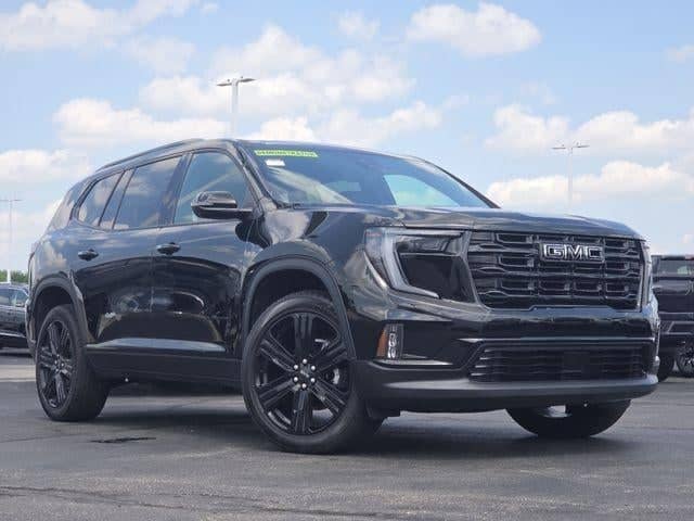 2026 GMC Acadia - Image 2