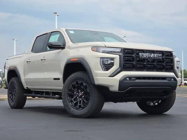 2026 GMC Canyon - Image 2
