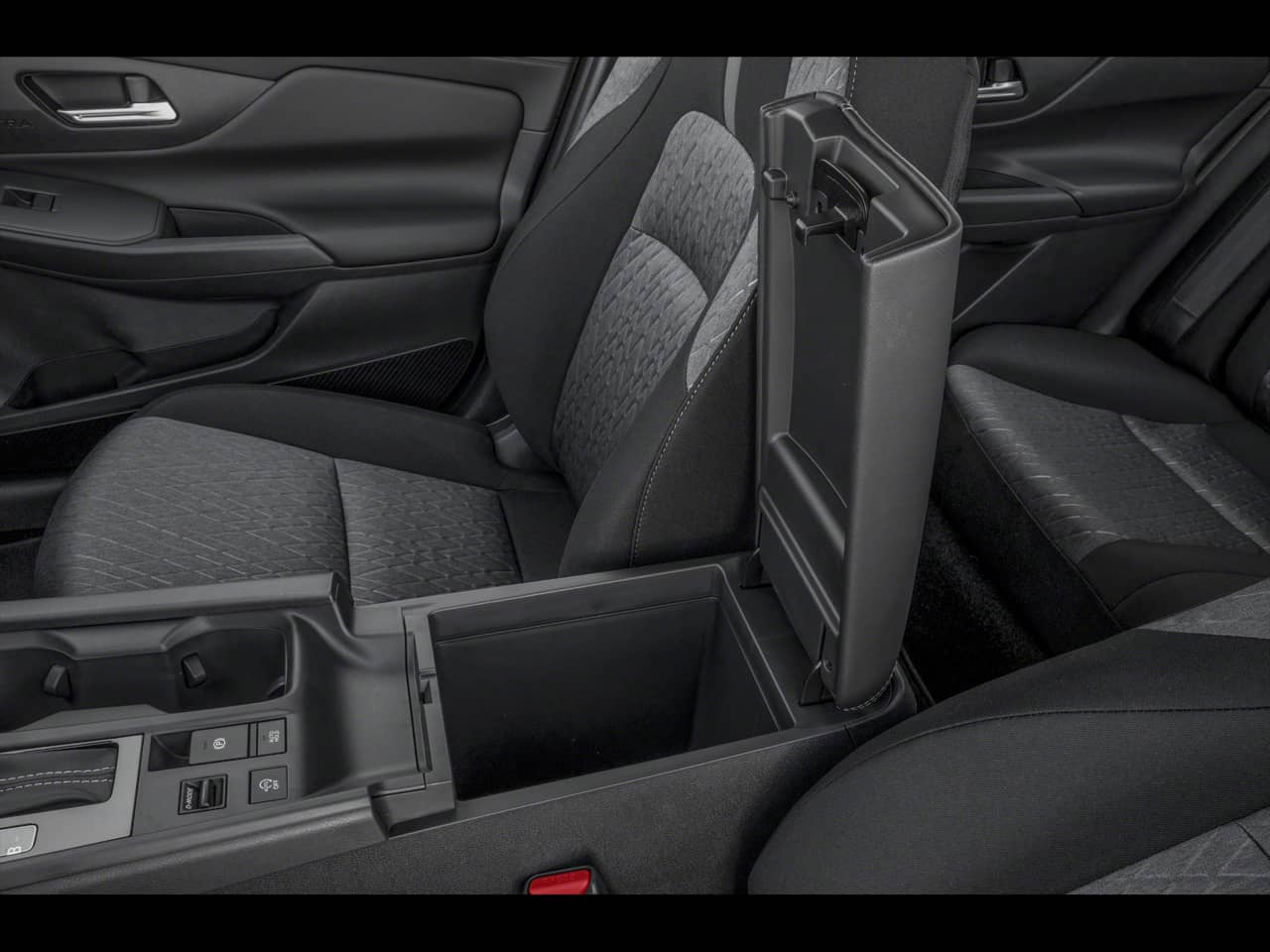 2027 Nissan Sentra - Image 13