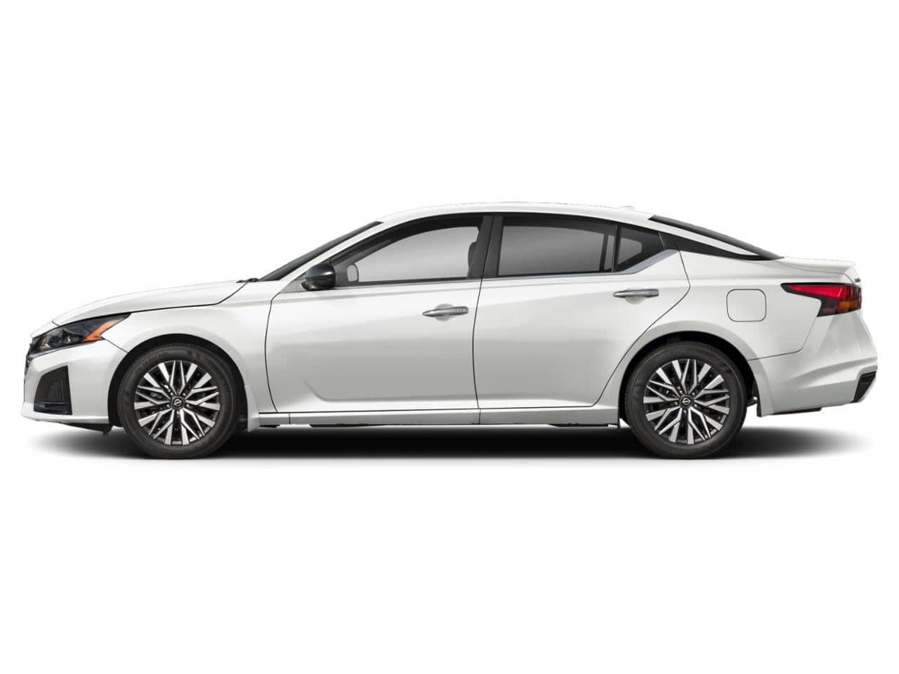 2026 Nissan Altima - Image 2