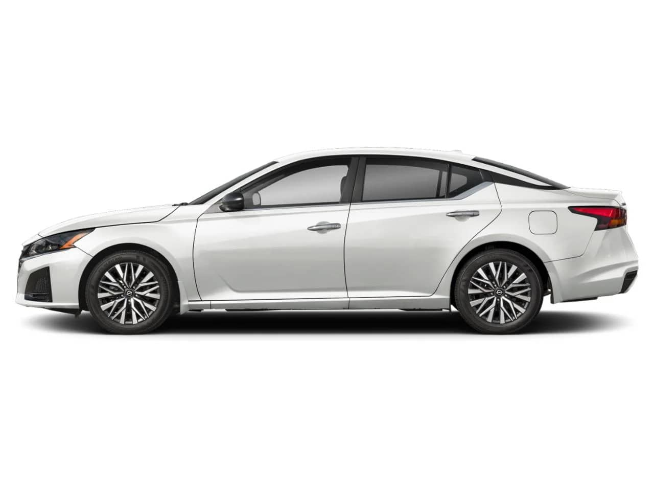 2026 Nissan Altima - Image 2