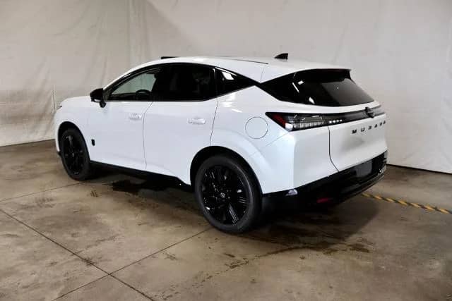 2027 Nissan Murano - Image 3