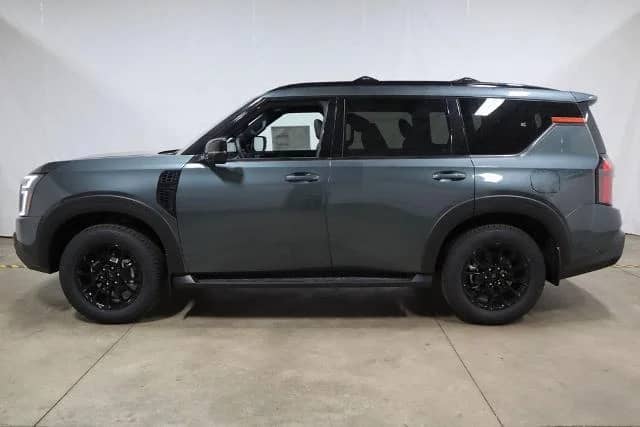 2026 Nissan Armada - Image 2