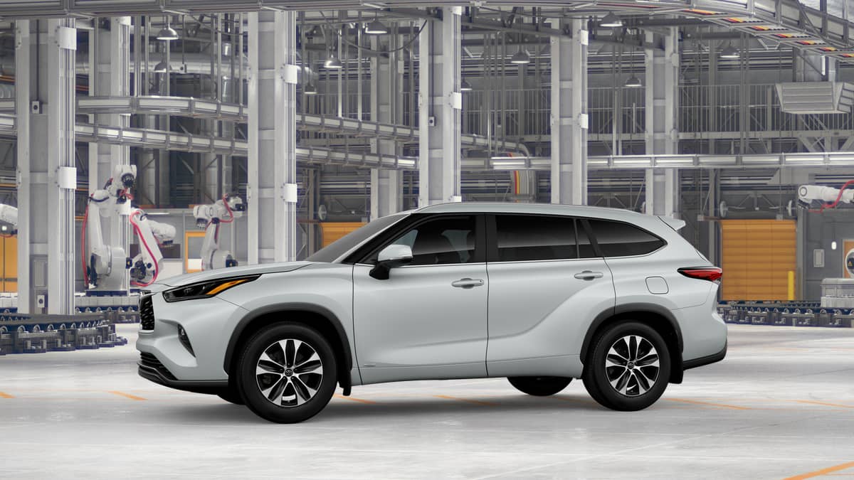 2026 Toyota Highlander - Image 3