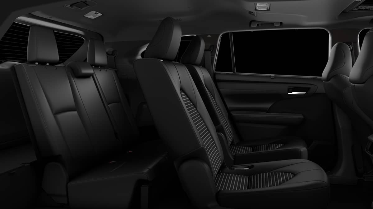 2026 Toyota Highlander - Image 21