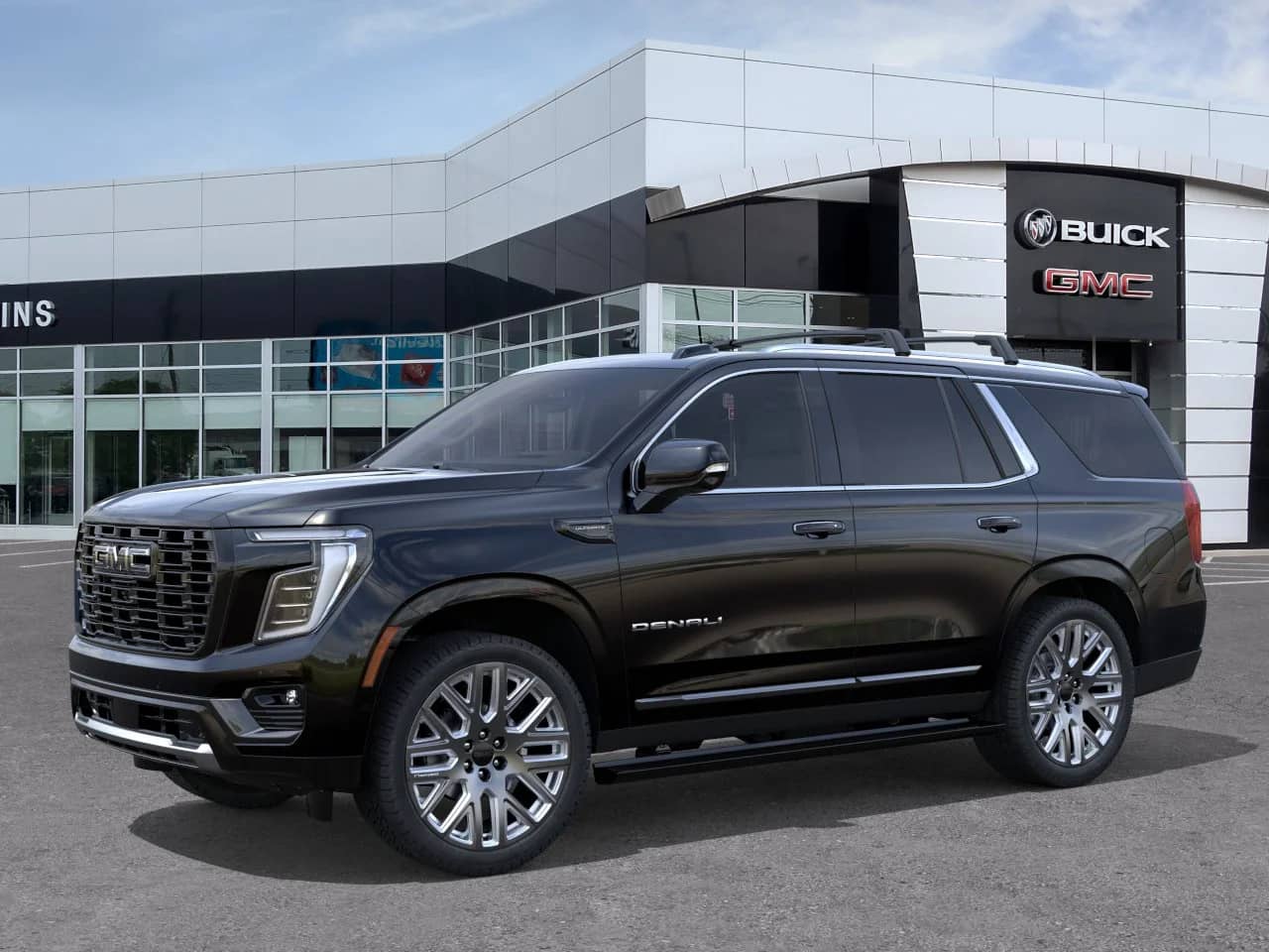 2026 GMC Yukon - Image 2